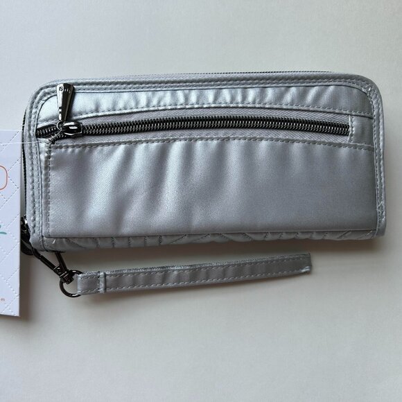 Lug Straddle Wristlet RFID Wallet Metallic Silver NWT - Picture 2 of 4